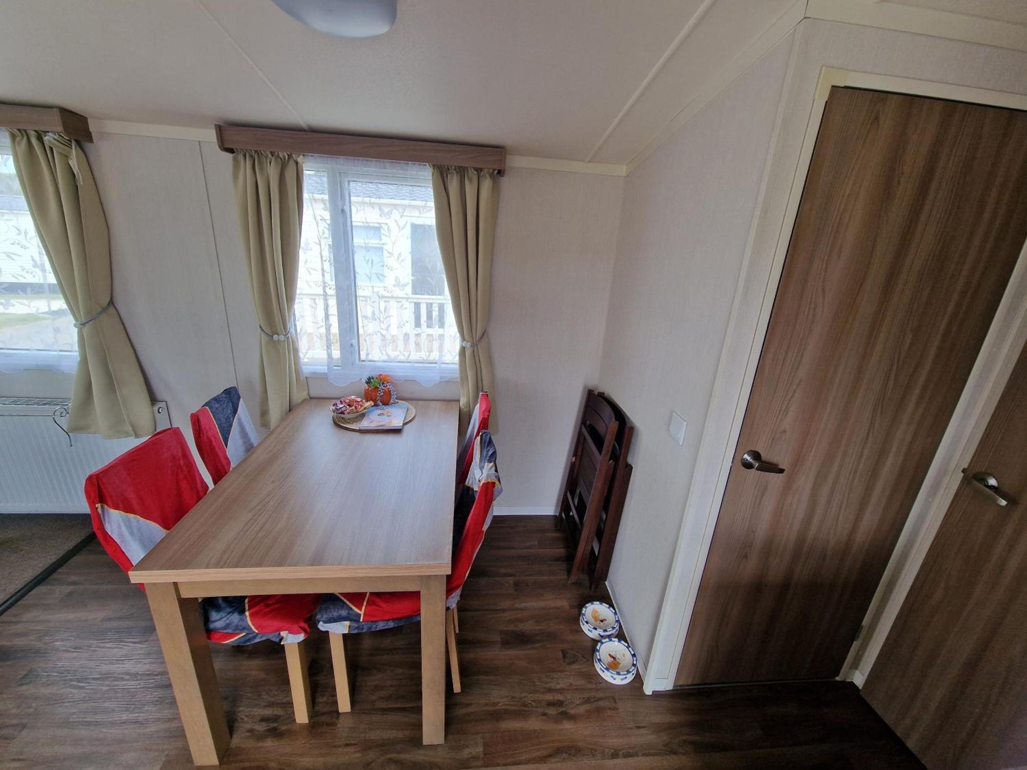 Hotel Durdlee Door, D27, Main Rd, West Lulworth, Wareham Bh20 5Pu Esterno foto